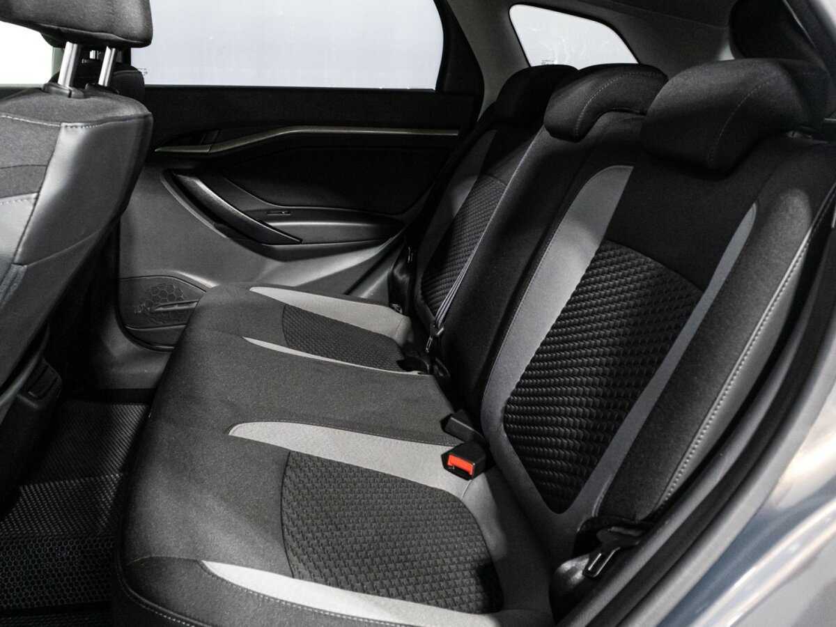 Lada (ВАЗ) Vesta SW, 2019 - Фото №9