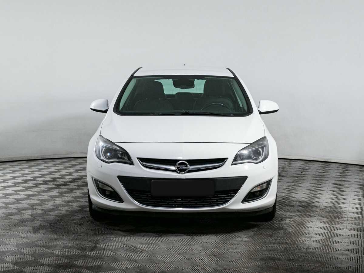 Opel Astra, 2012 - Фото №1