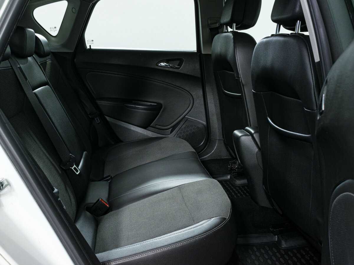 Opel Astra, 2012 - Фото №9