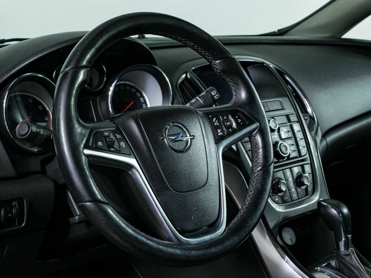 Opel Astra, 2012 - Фото №11