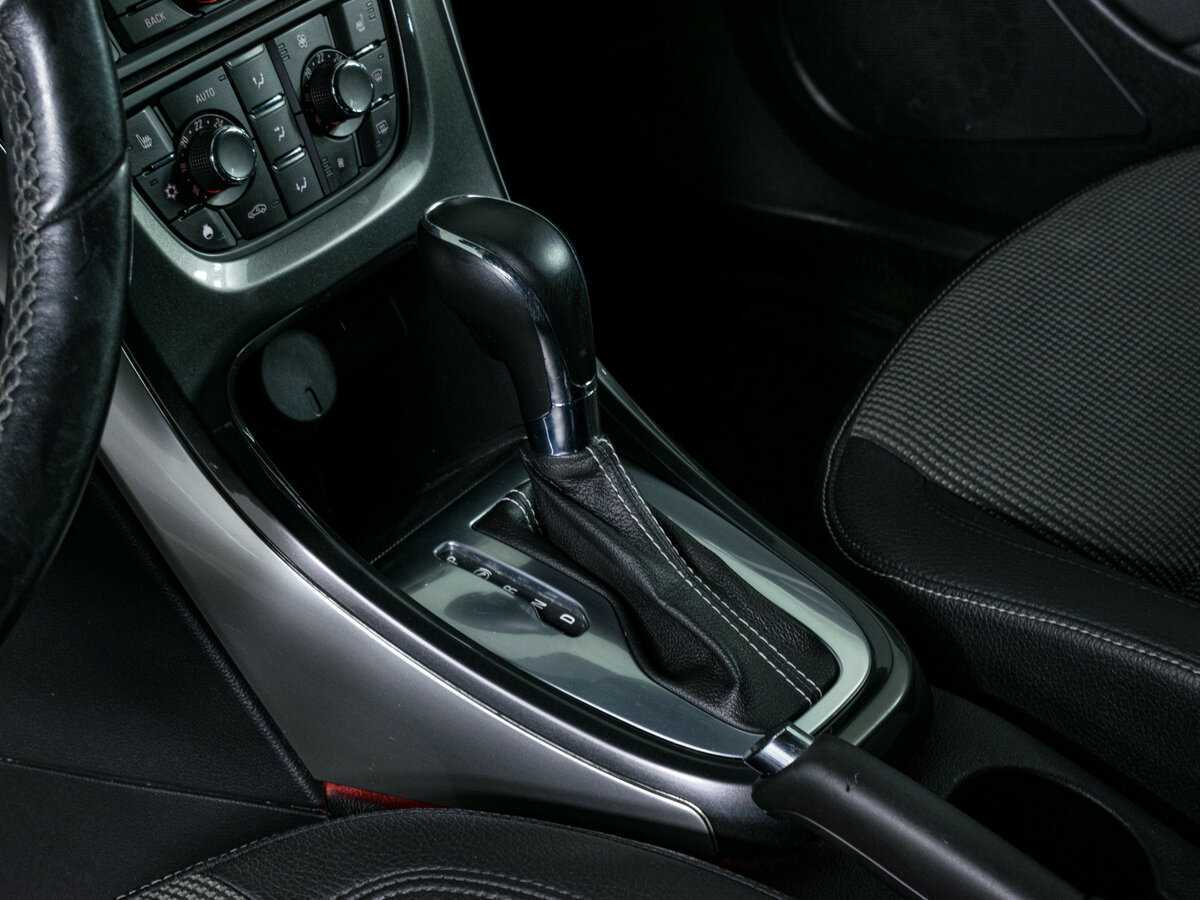 Opel Astra, 2012 - Фото №12