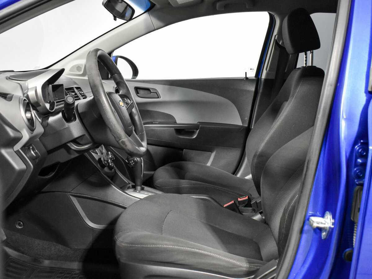 Chevrolet Aveo, 2012 - Фото №9