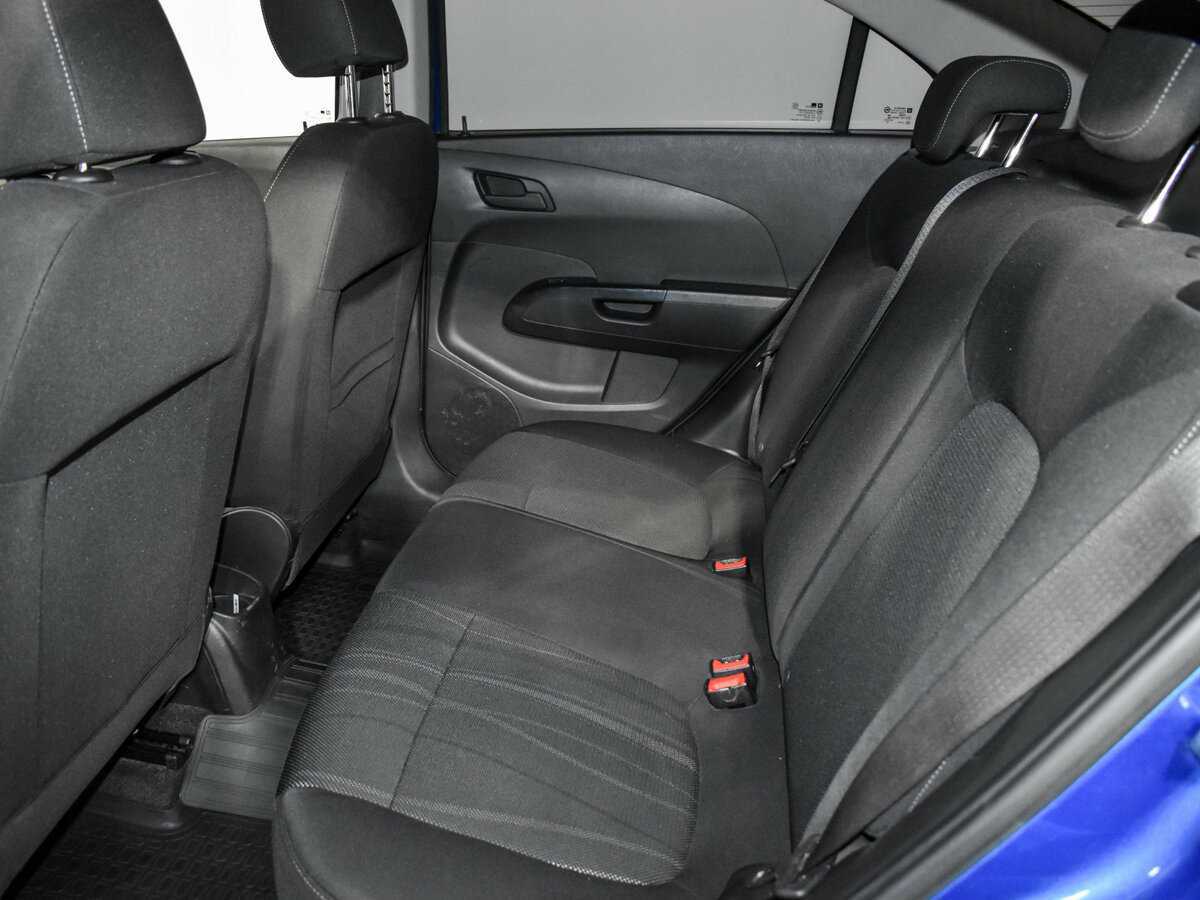 Chevrolet Aveo, 2012 - Фото №10