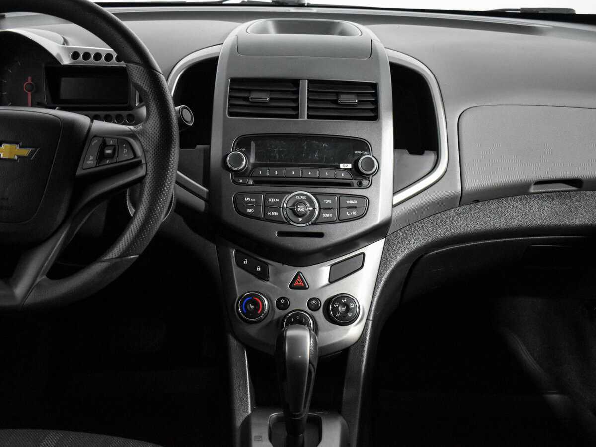 Chevrolet Aveo, 2012 - Фото №13