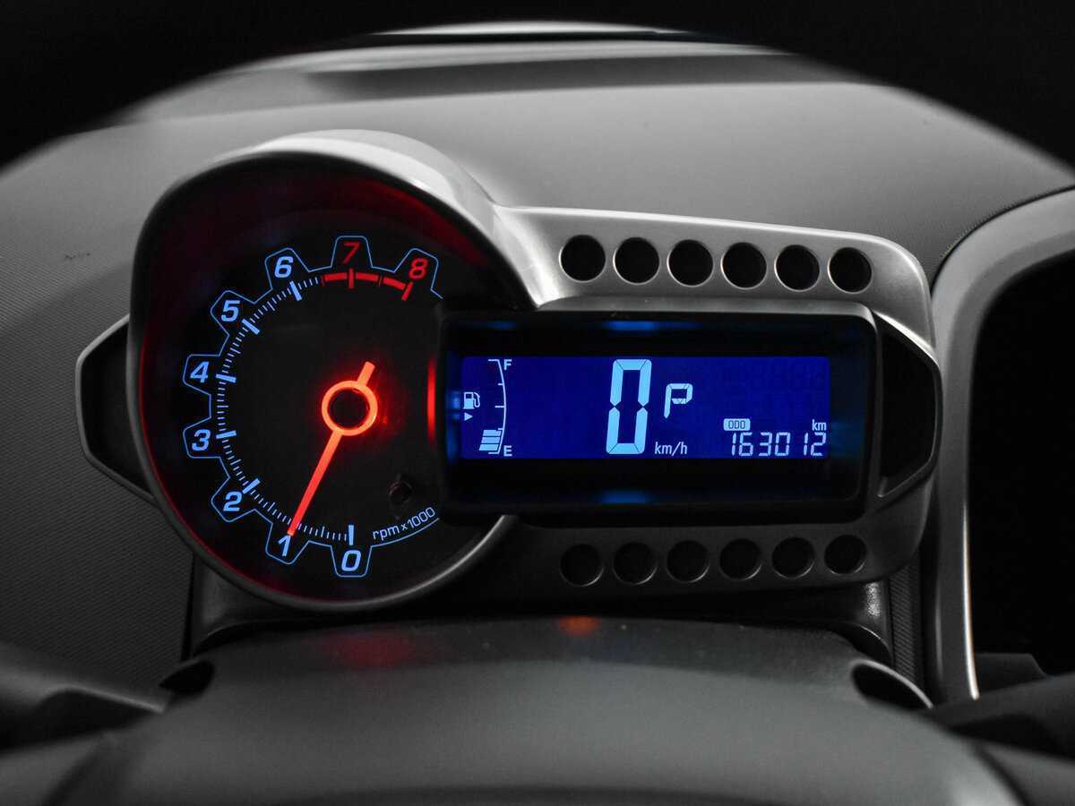 Chevrolet Aveo, 2012 - Фото №15