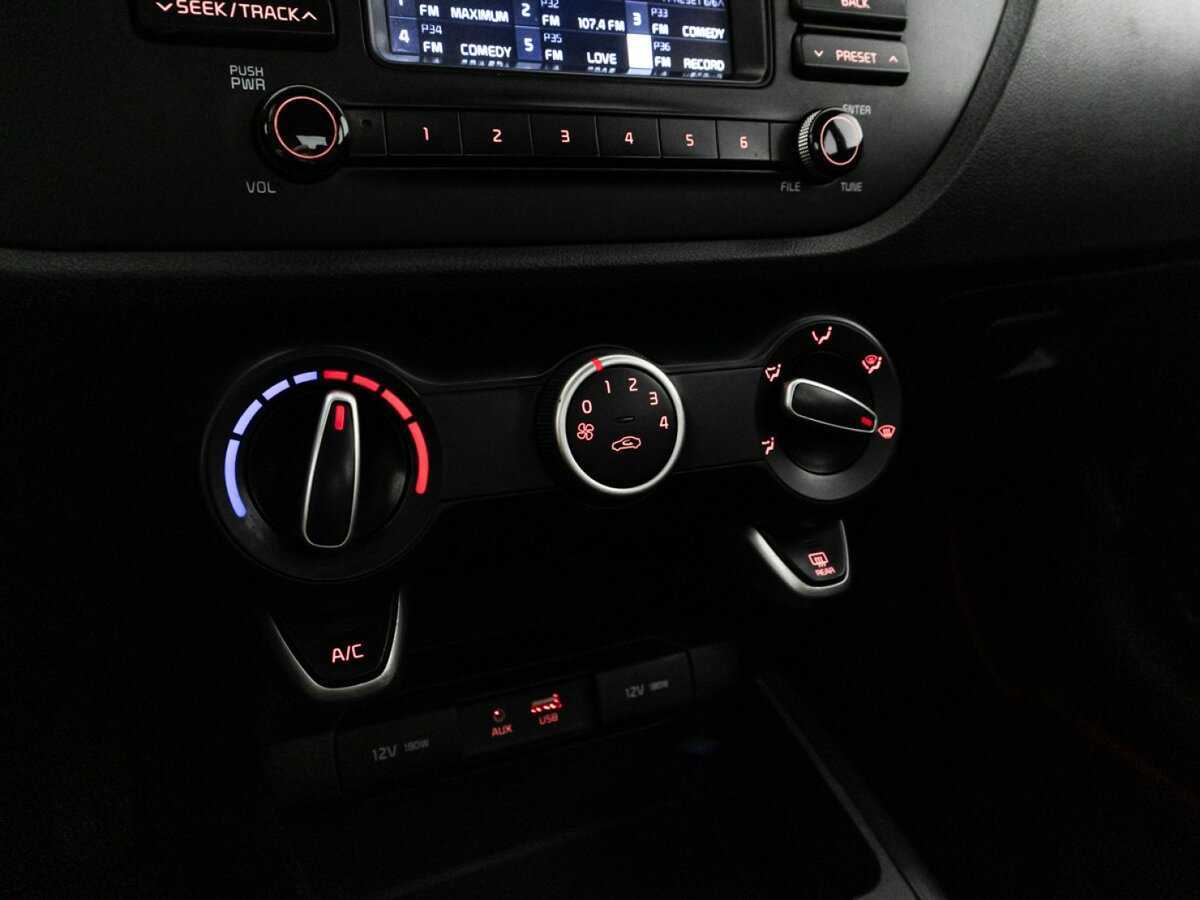 Kia Rio, 2018 - Фото №14