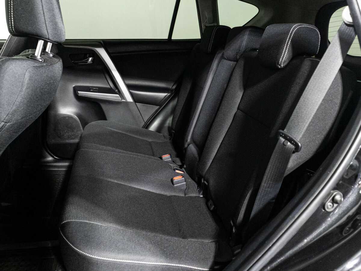 Toyota RAV4, 2015 - Фото №9