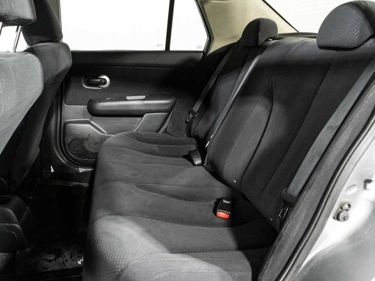 Nissan Tiida, 2013 - Фото №9