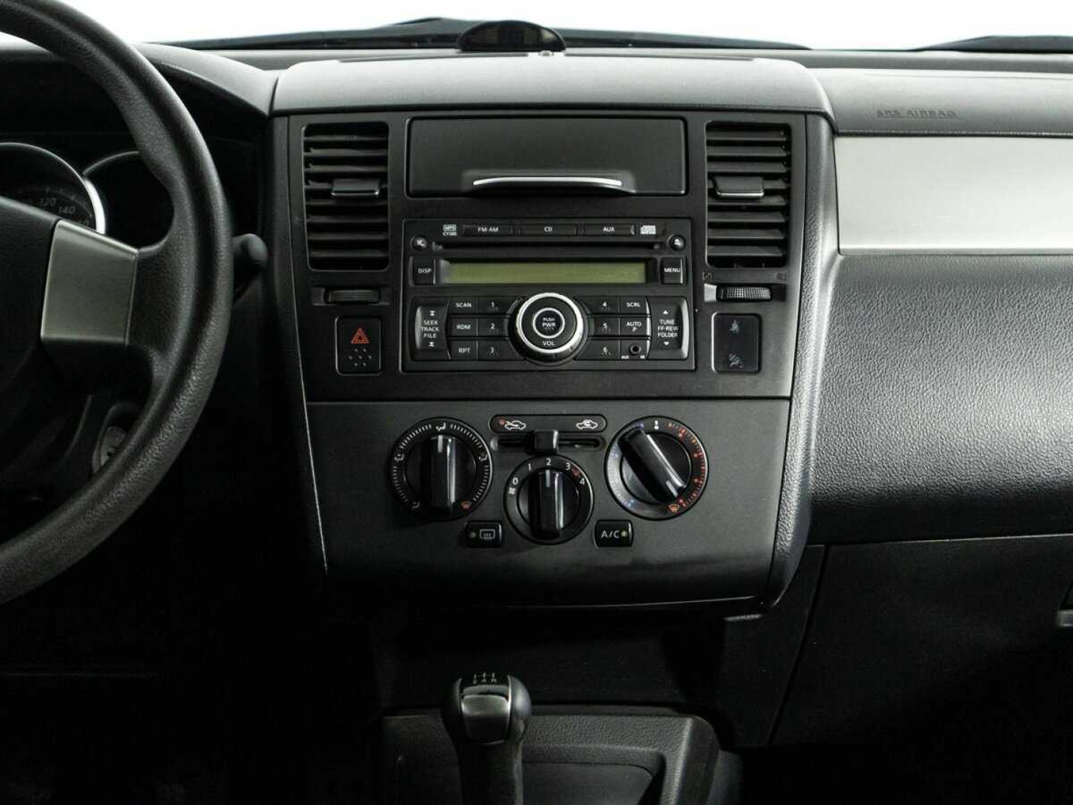 Nissan Tiida, 2013 - Фото №13