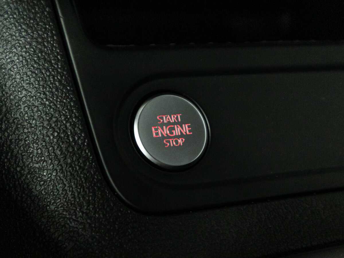 Volkswagen Tiguan, 2015 - Фото №17