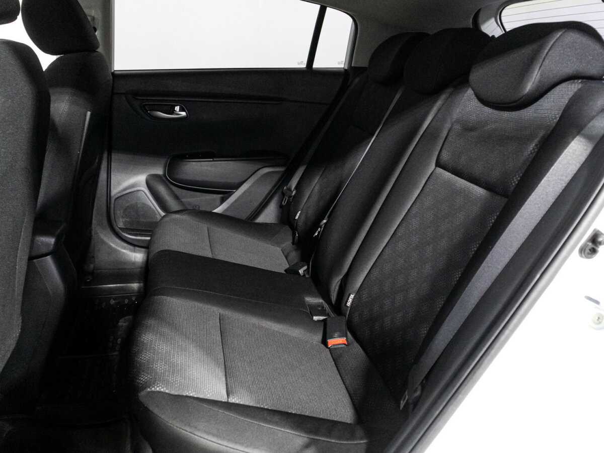 Kia Rio X-Line, 2017 - Фото №9