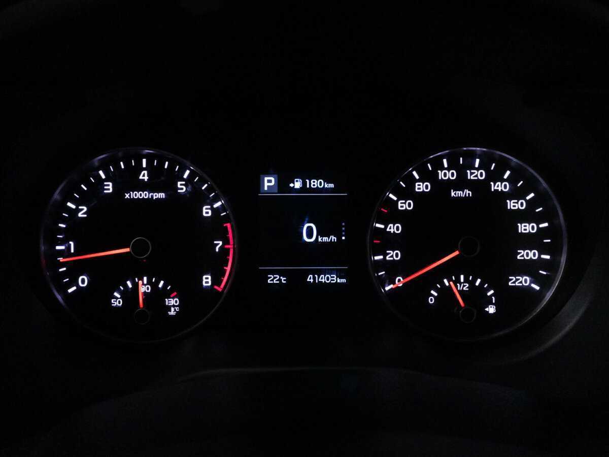 Kia Rio X-Line, 2017 - Фото №11