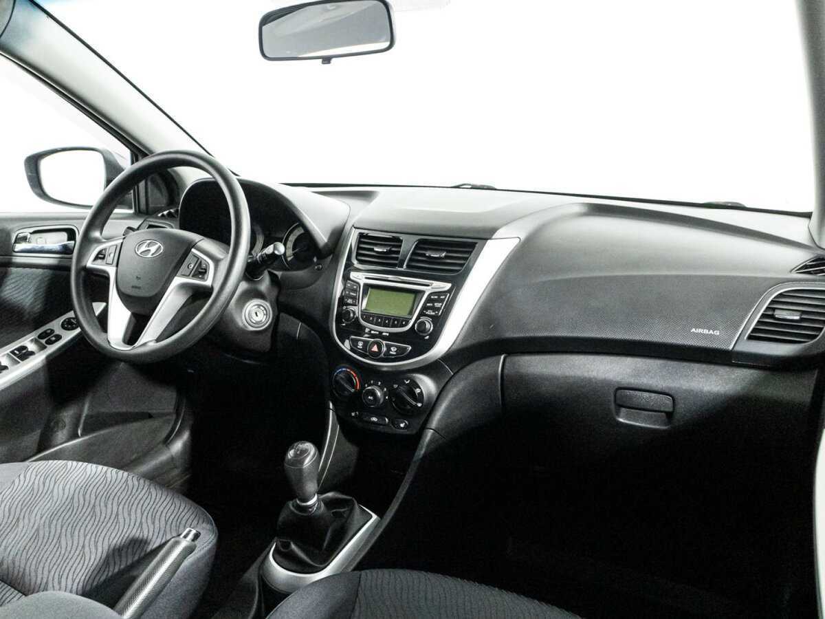 Hyundai Solaris, 2013 - Фото №8