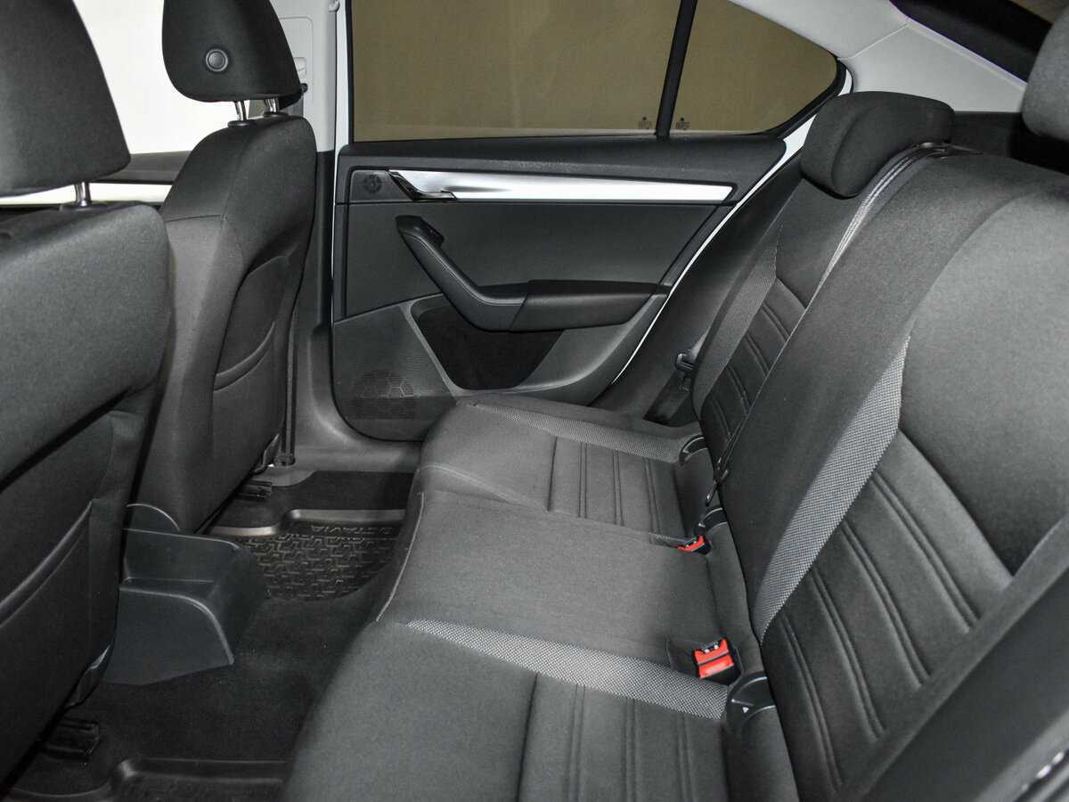 Skoda Octavia, 2018 - Фото №10