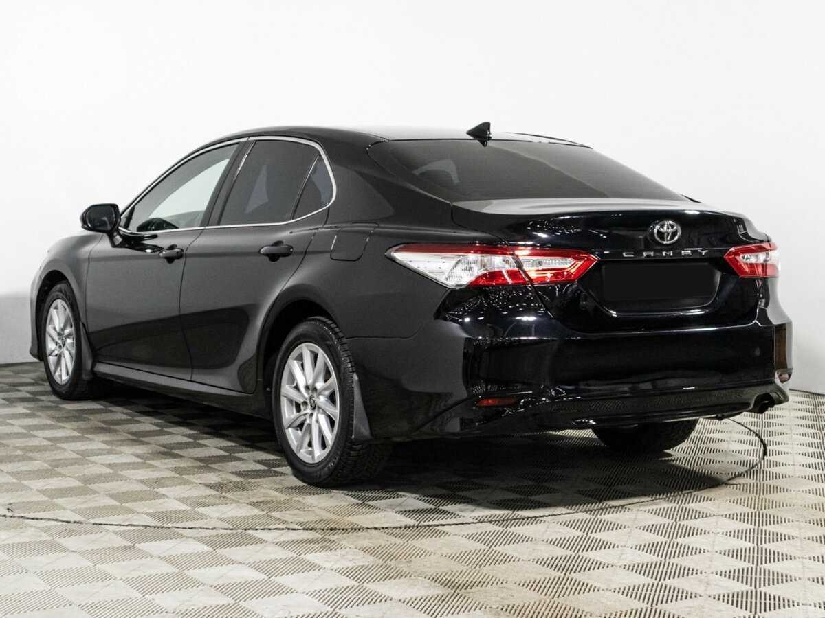 Toyota Camry, 2021 - Фото №6