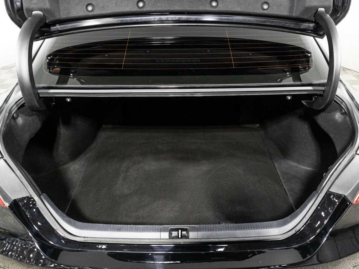 Toyota Camry, 2021 - Фото №13