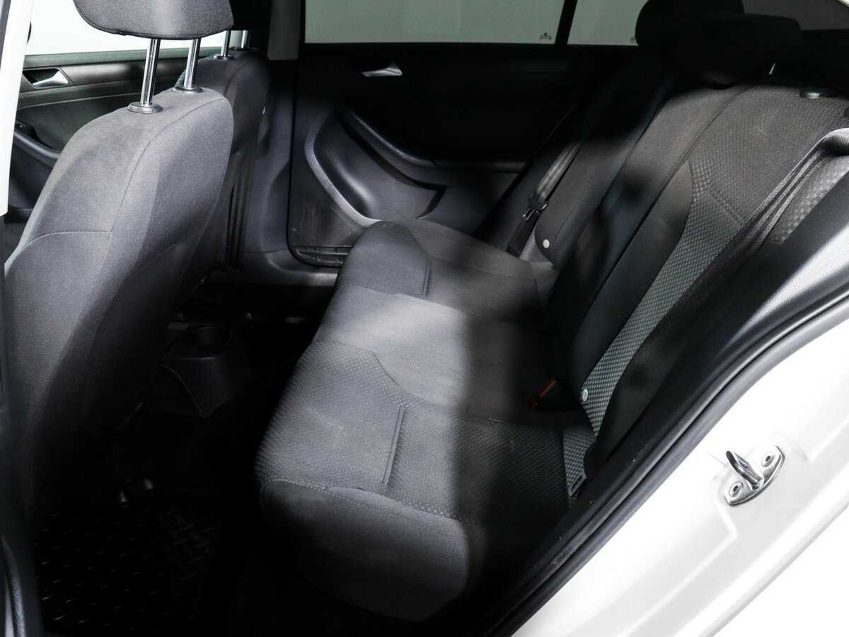 Volkswagen Jetta, 2013 - Фото №6