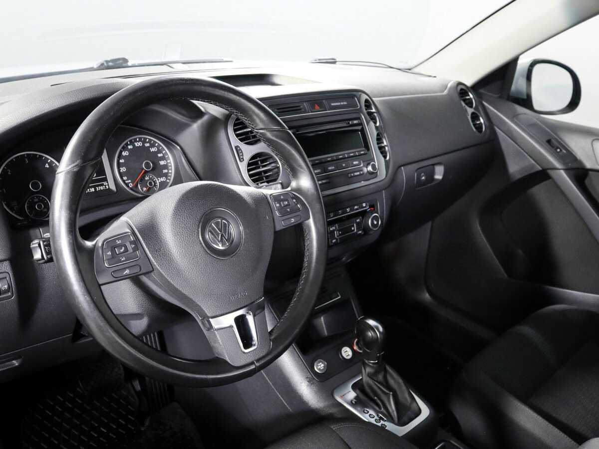 Volkswagen Tiguan, 2012 - Фото №10