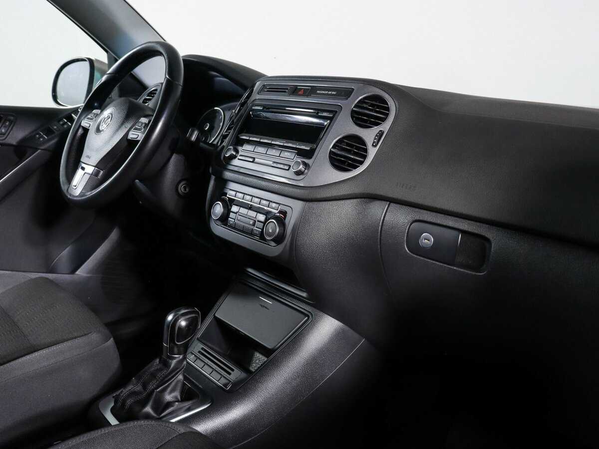 Volkswagen Tiguan, 2012 - Фото №8
