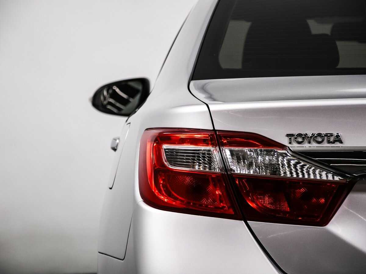 Toyota Camry, 2014 - Фото №13