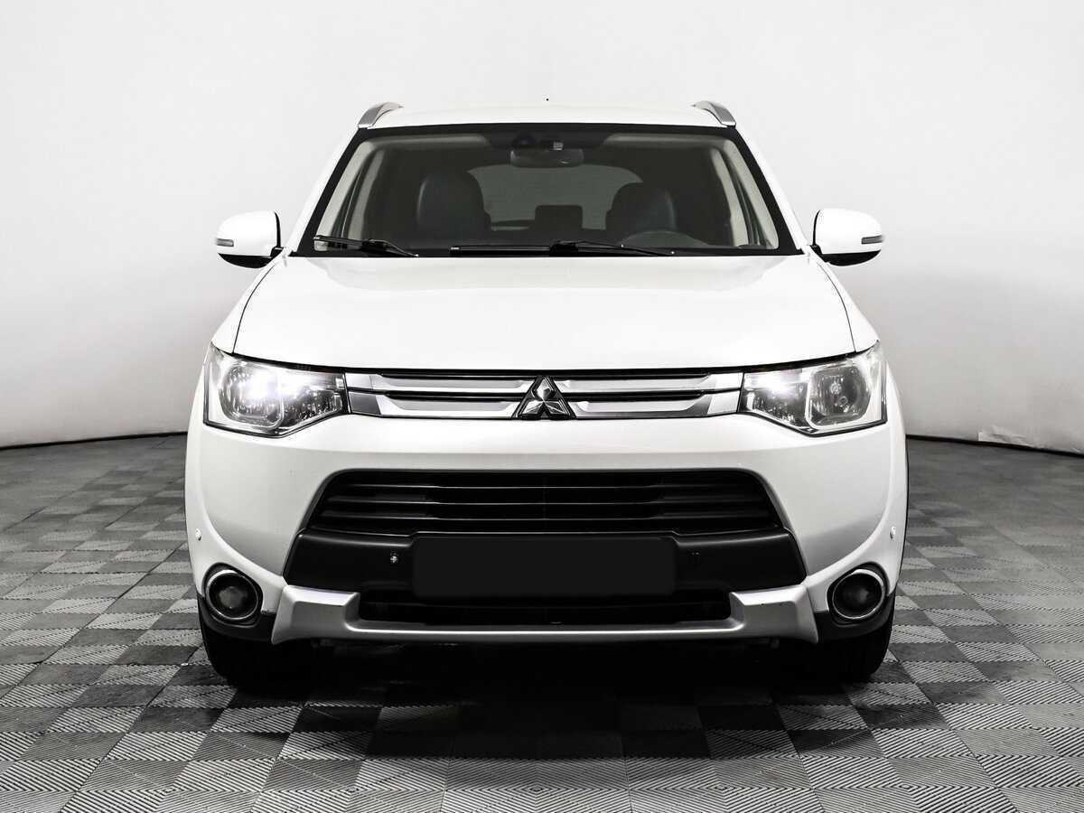 Mitsubishi Outlander, 2015 - Фото №1