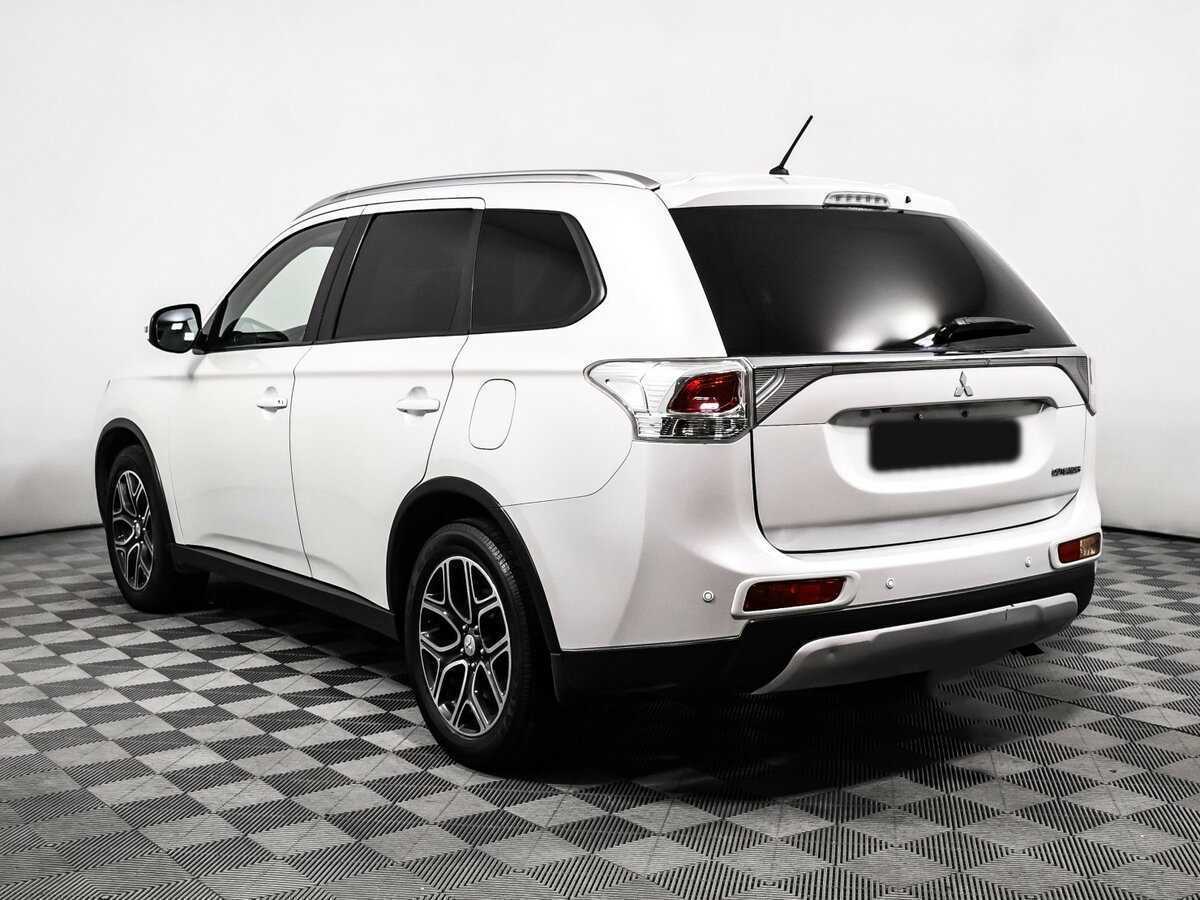 Mitsubishi Outlander, 2015 - Фото №6