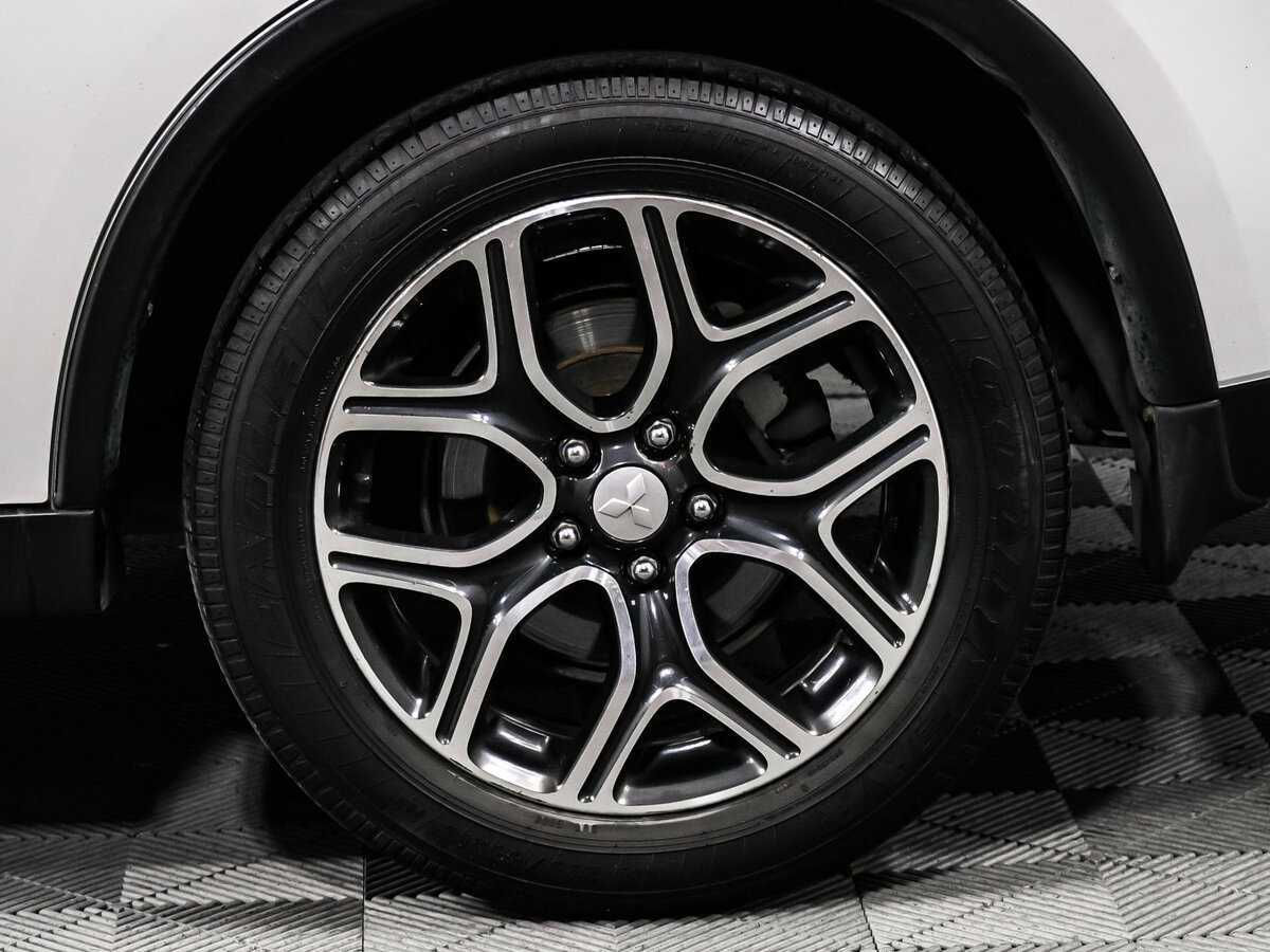 Mitsubishi Outlander, 2015 - Фото №12