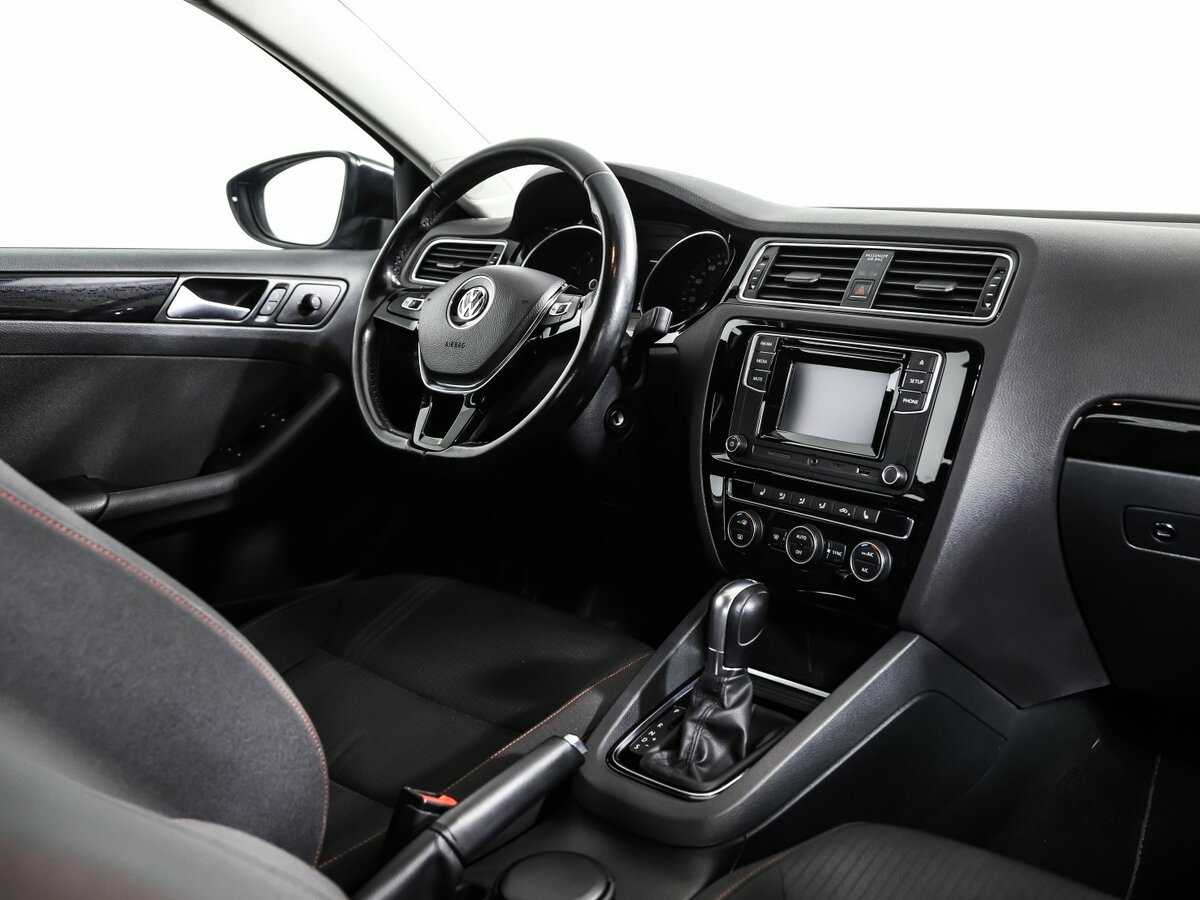 Volkswagen Jetta, 2017 - Фото №8