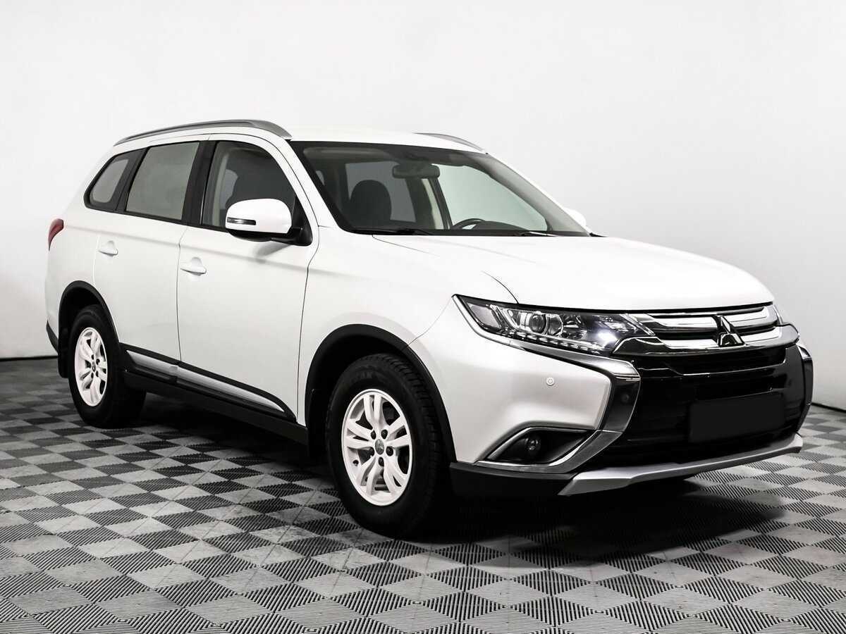 Mitsubishi Outlander, 2017 - Фото №2
