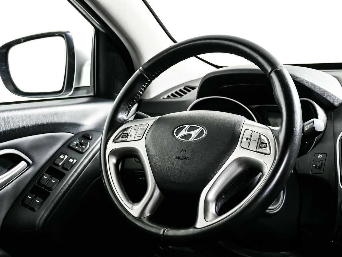 Hyundai ix35, 2012 - Фото №15