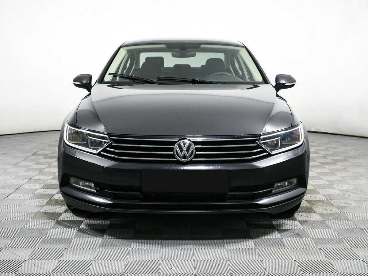 Volkswagen Passat, 2017 - Фото №1