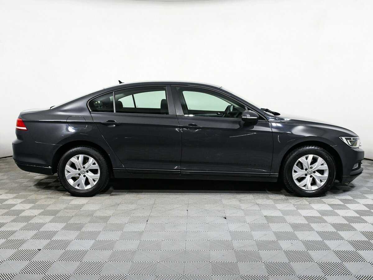 Volkswagen Passat, 2017 - Фото №3