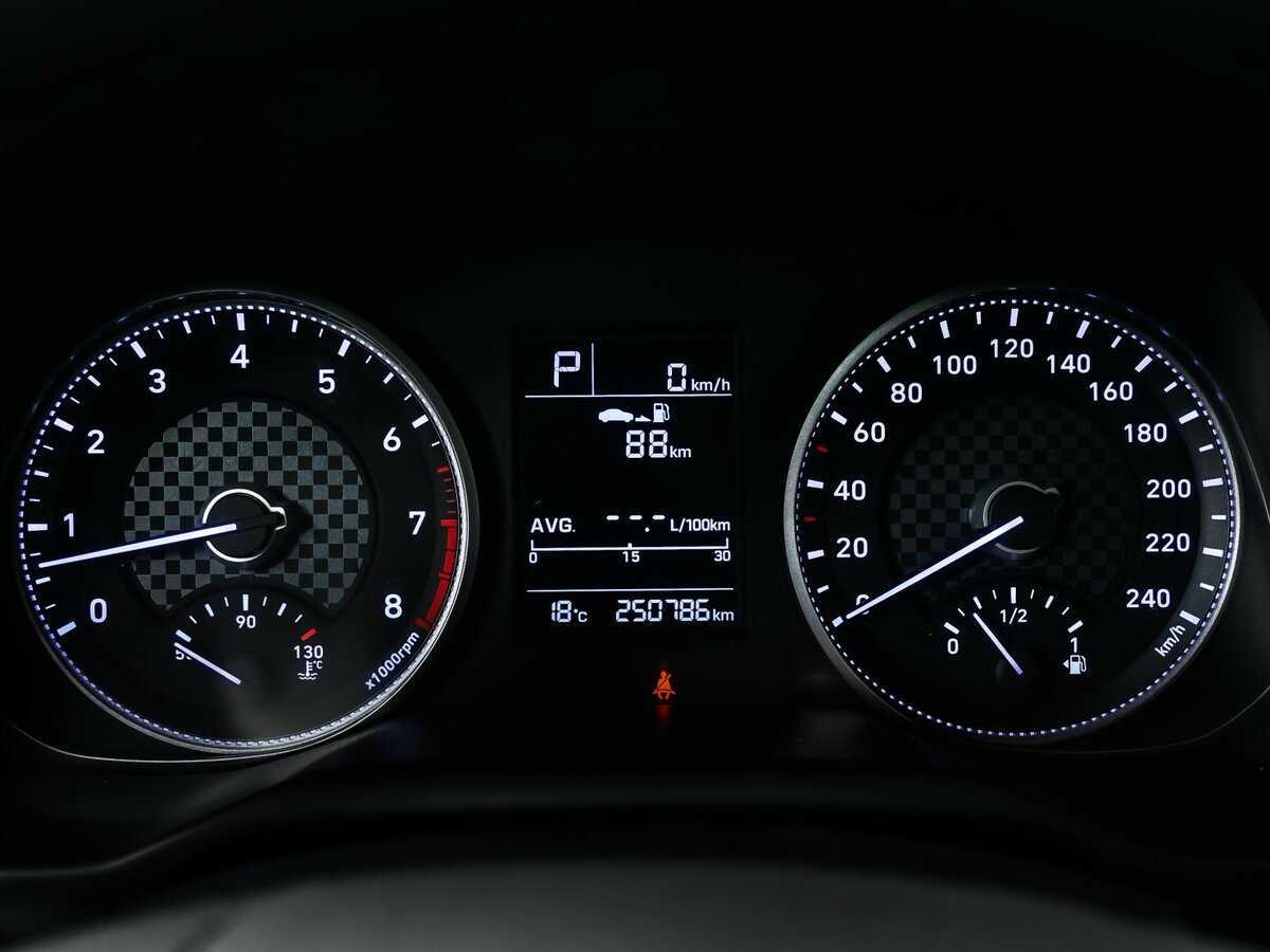 Hyundai Elantra, 2020 - Фото №9