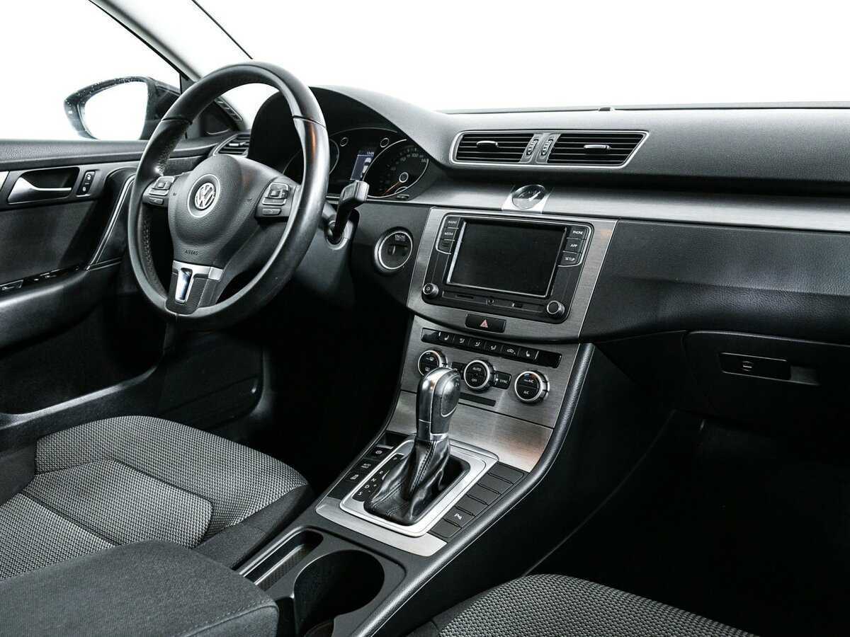 Volkswagen Passat, 2013 - Фото №8
