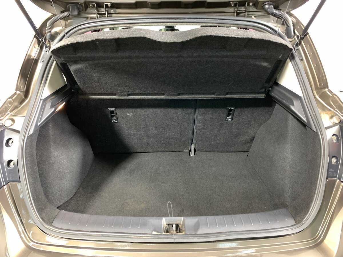 Nissan Tiida, 2015 - Фото №19