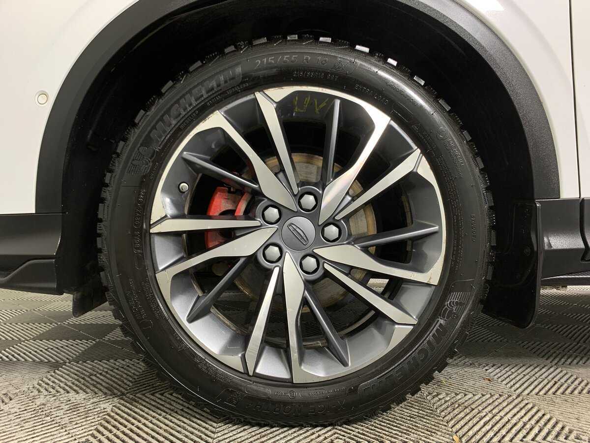 Geely Coolray, 2020 - Фото №8