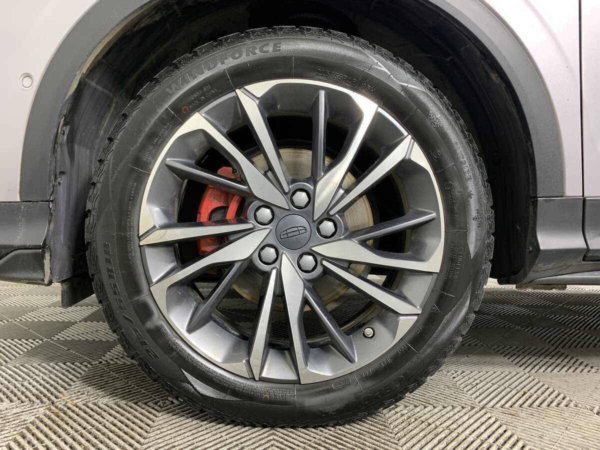 Geely Coolray, 2022 - Фото №8