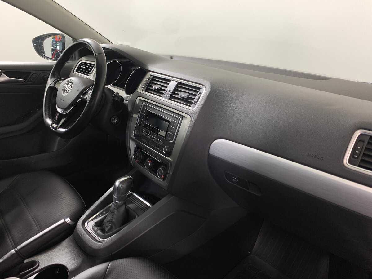 Volkswagen Jetta, 2017 - Фото №12