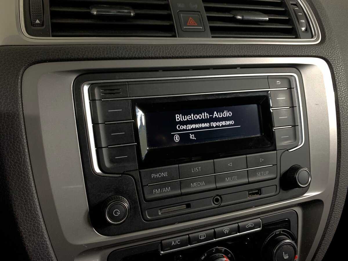 Volkswagen Jetta, 2017 - Фото №14