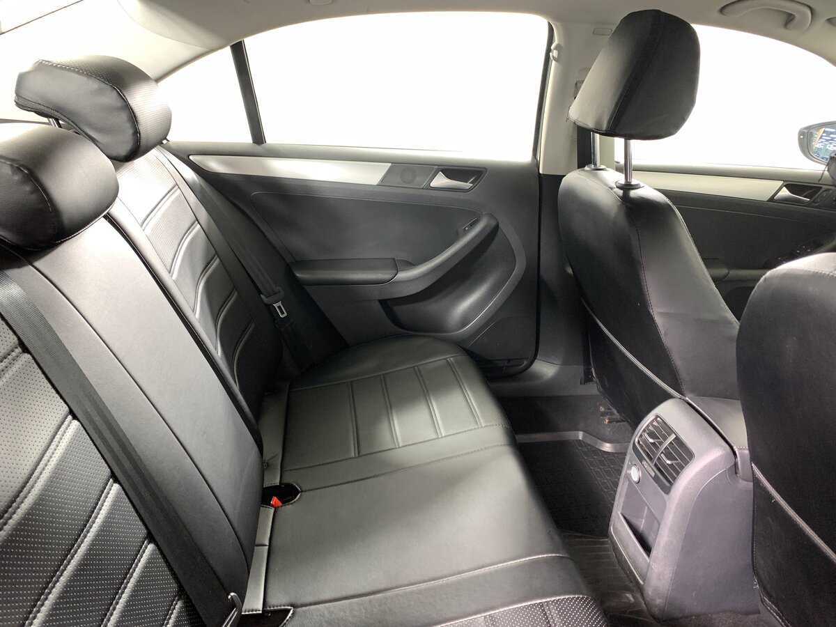 Volkswagen Jetta, 2017 - Фото №16