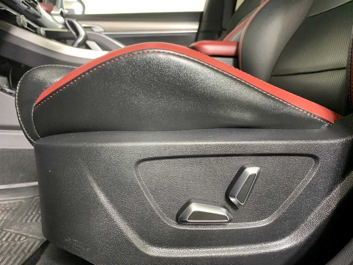 Geely Coolray, 2021 - Фото №15