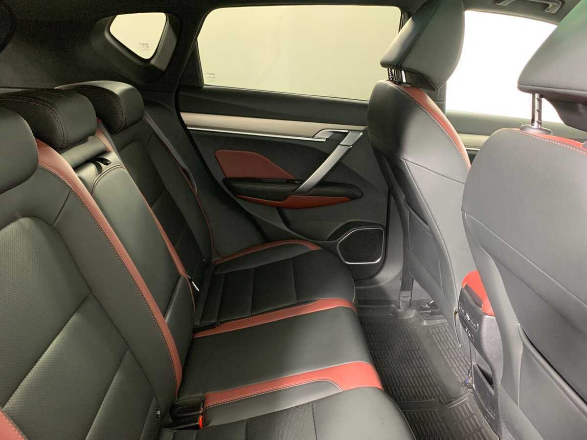 Geely Coolray, 2021 - Фото №16