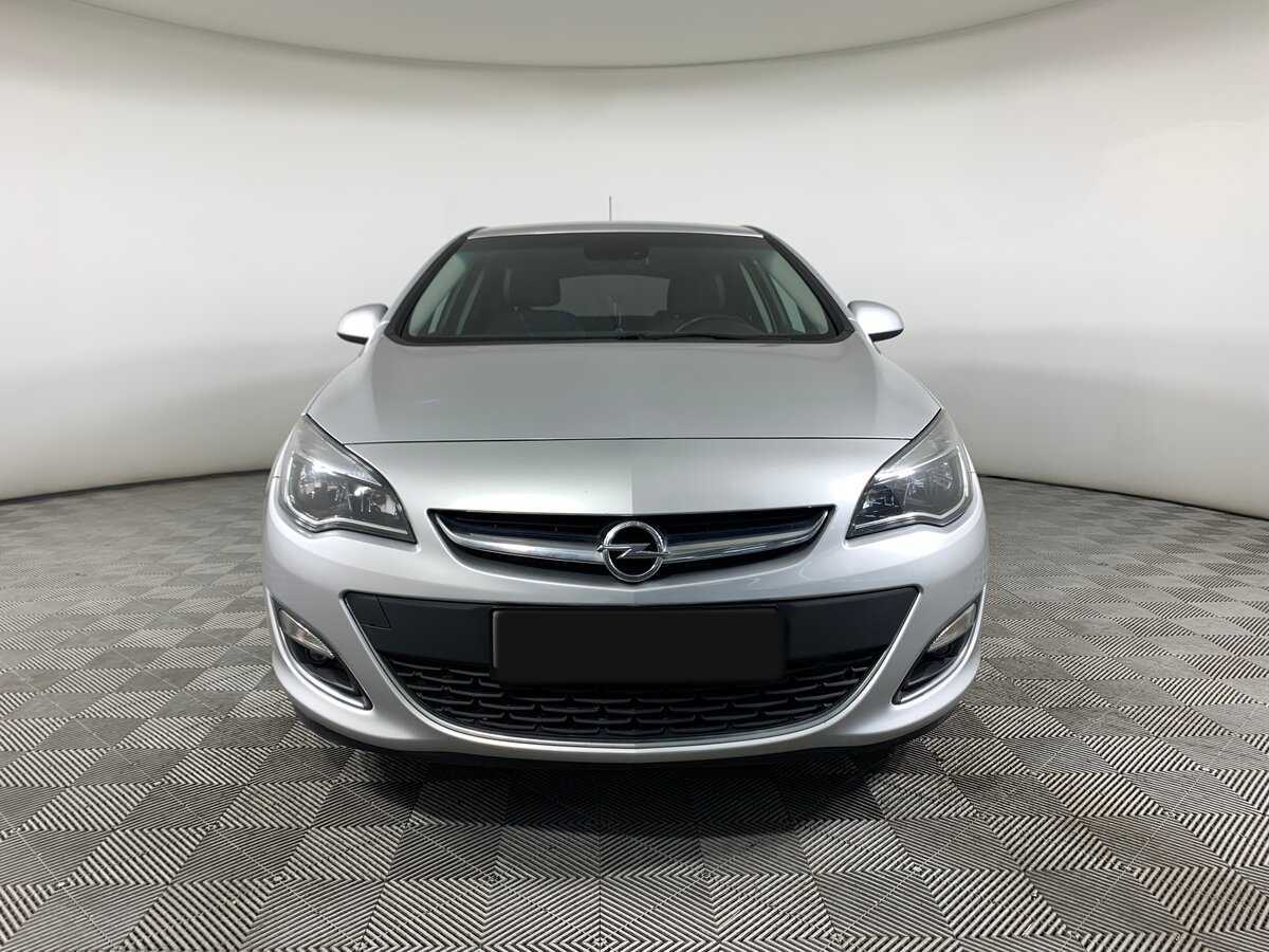 Opel Astra, 2012 - Фото №1