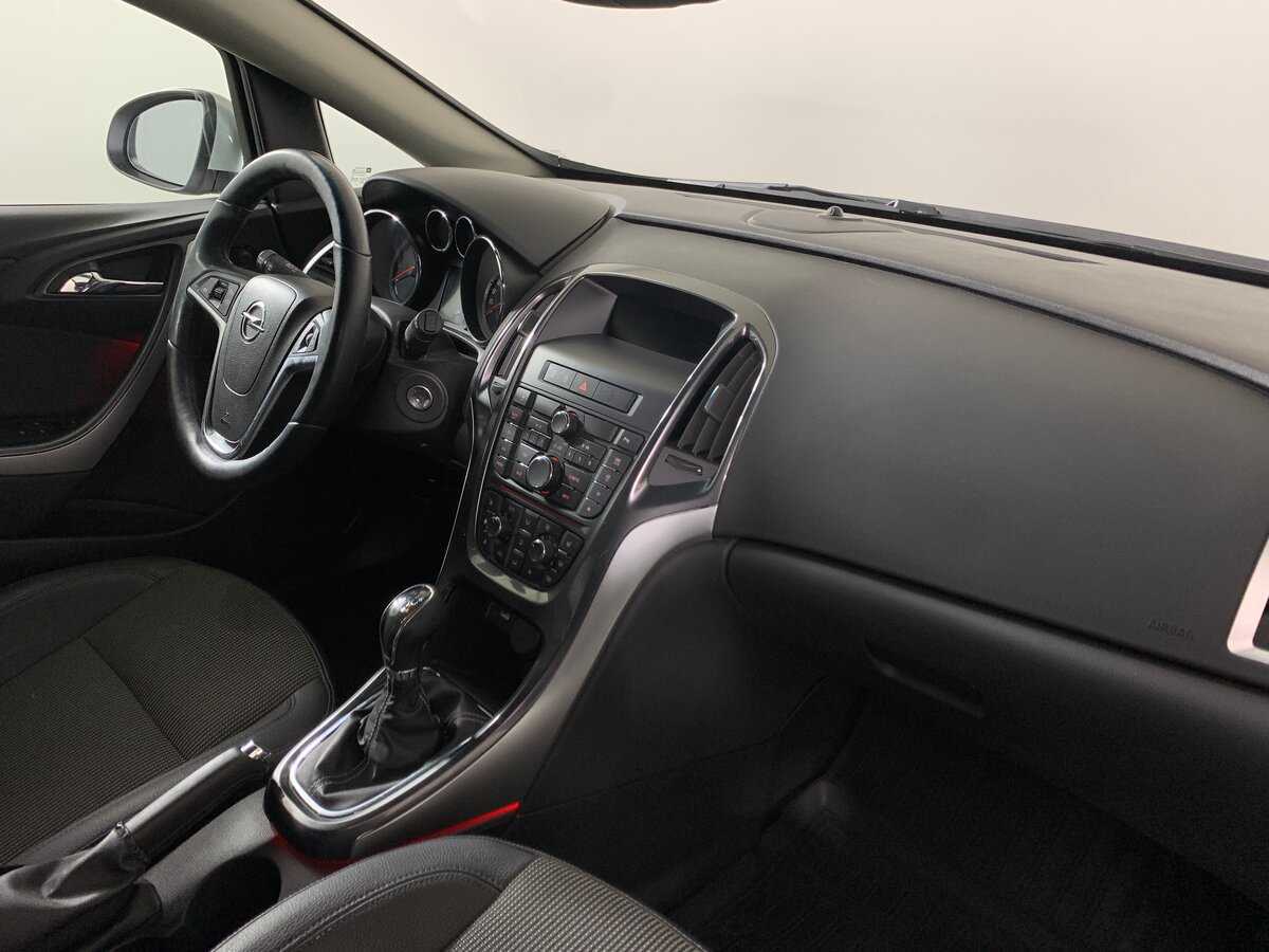 Opel Astra, 2012 - Фото №13