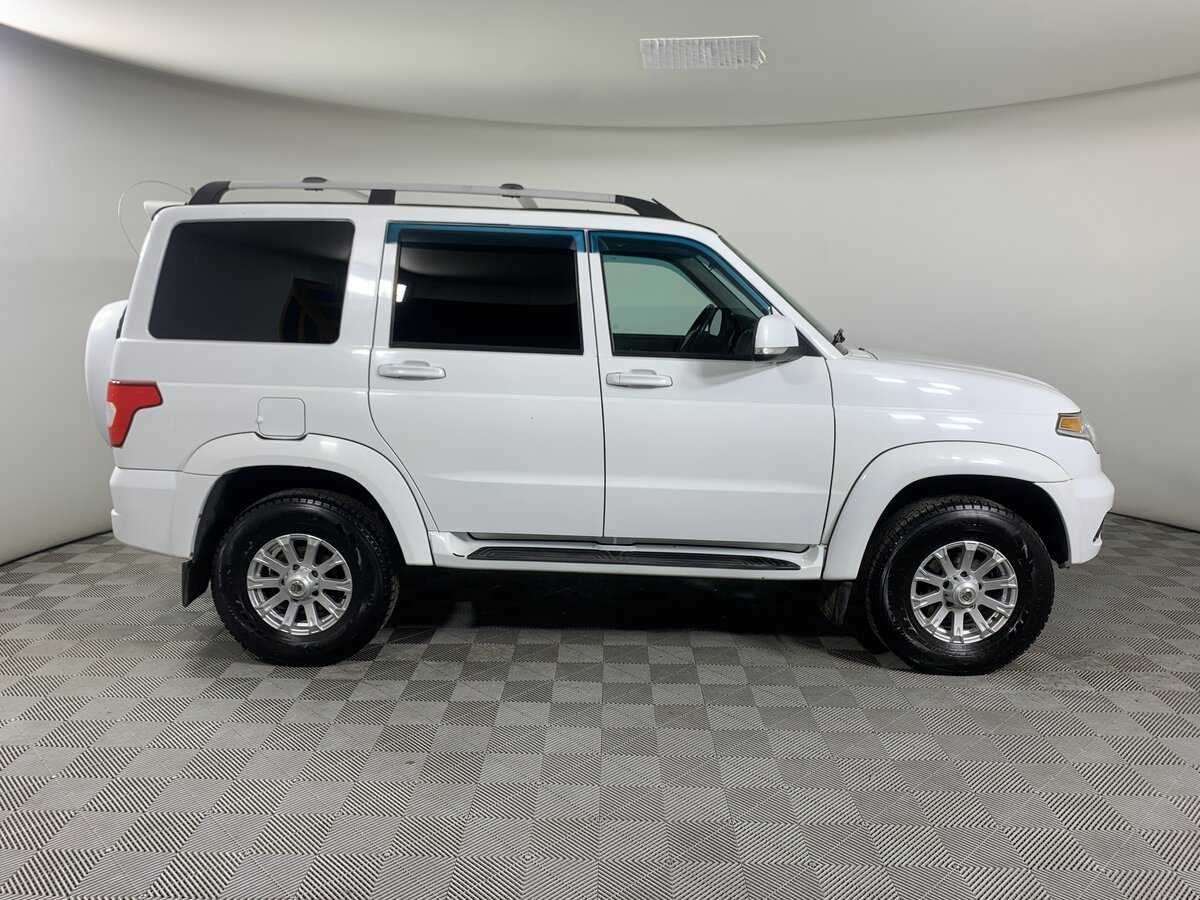 УАЗ Patriot, 2017 - Фото №3