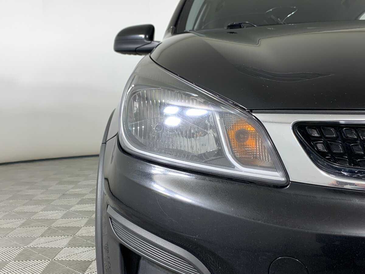 Kia Rio X-Line, 2018 - Фото №9