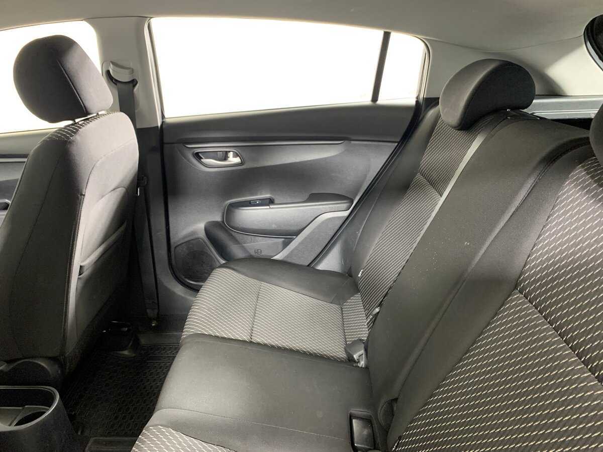 Kia Rio X-Line, 2018 - Фото №18