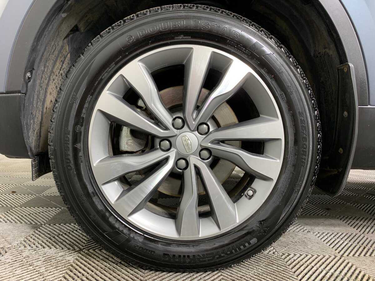 Geely Atlas, 2021 - Фото №8