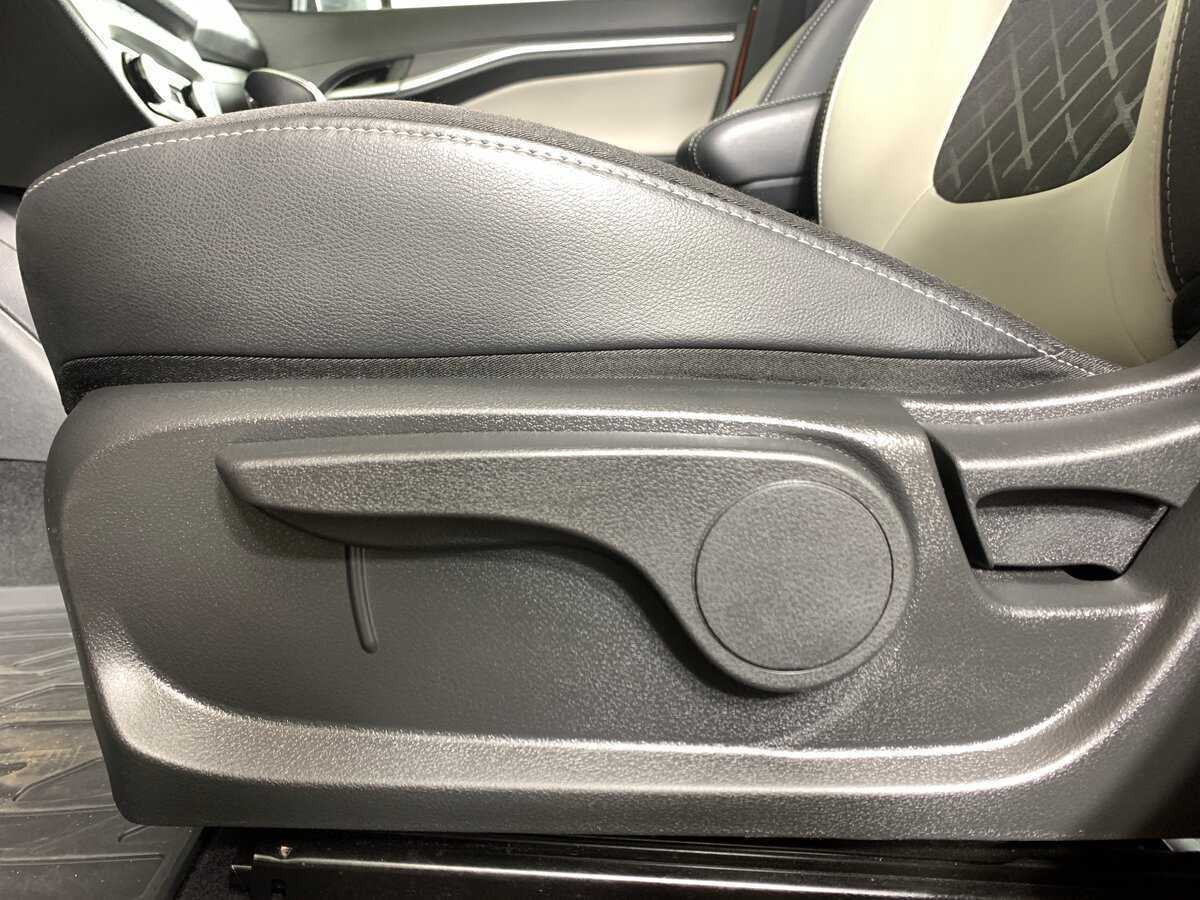 Lada (ВАЗ) Vesta SW Cross, 2021 - Фото №16