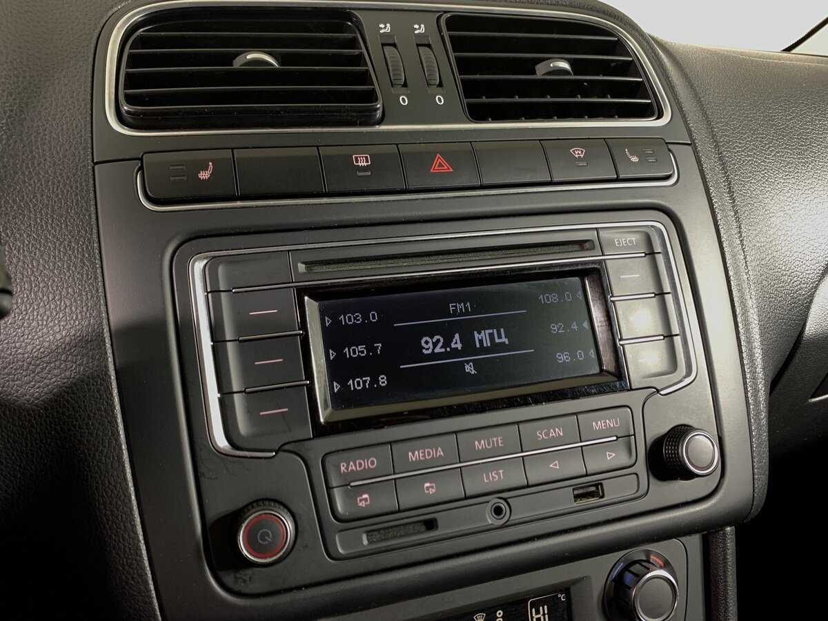 Volkswagen Polo, 2013 - Фото №14